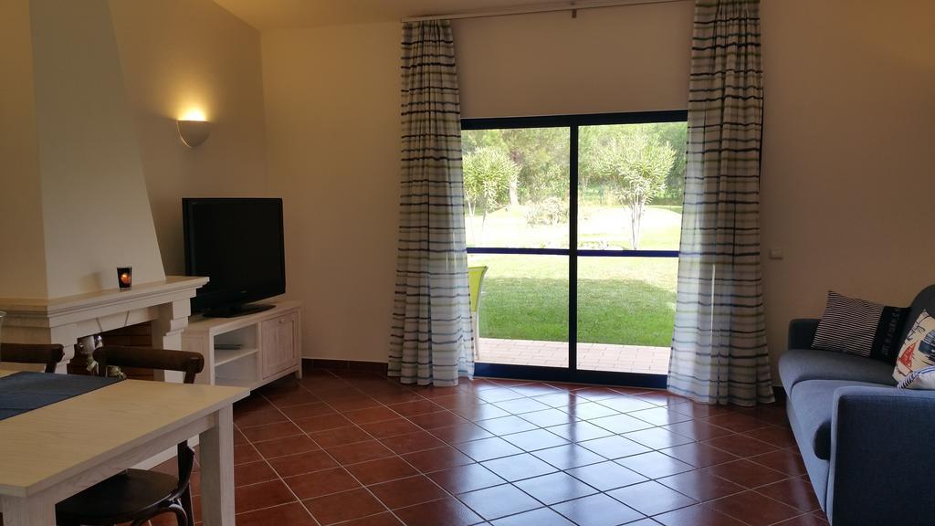 Apartamentos Clube Da Bemposta Алвор Номер фото